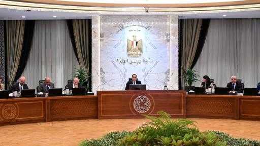 رئيس الوزراء يًتابع تنفيذ مشروع إنتاج الهيدروجين الأخضر بقدرة 100 ميجاوات في العين السخنة