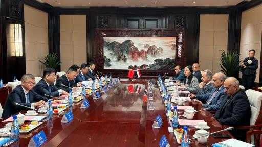 وزير الكهرباء يشهد مراسم توقيع مذكرة تفاهم مع الصين لبناء أول مصنع لإنتاج «Inverters»