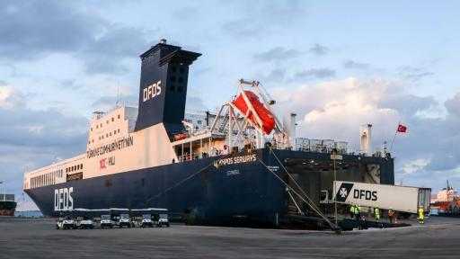 تضم ذرة وسكر وقمح.. ميناء دمياط يستقبل 62118 طنًا من البضائع