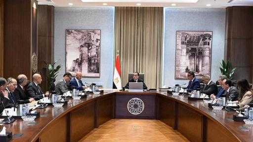 رئيس الوزراء يُتابع خطط تطوير خطوط الإنتاج بشركات السكر التابعة لـ”التموين”