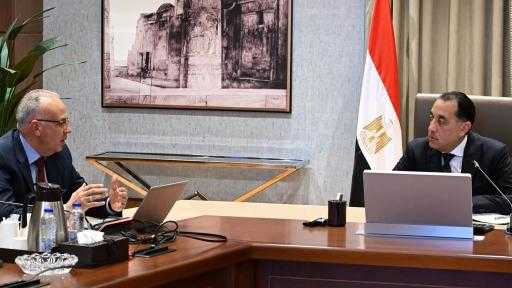 وزير الري يستعرض إجراءات تحسين منظومة إدارة وتوزيع المياه