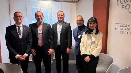 كوكاكولا تخطط لزيادة استثماراتها في مصر وإنشاء مصنع جديد لها في الإسكندرية