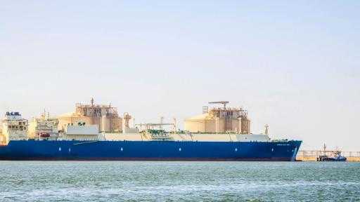 تضم ذرة وقمح وزيت.. ميناء دمياط يستقبل 64321 طنًا من البضائع