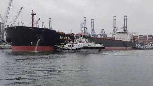 تداول 12 ألف طن بضائع و732 شاحنة بمواني البحر الأحمر تداول 12 ألف طن بضائع و732 شاحنة بمواني البحر الأحمر