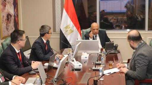 وزير الكهرباء يبحث مع صاني الصينية التعاون بتصنيع توربينات الرياح