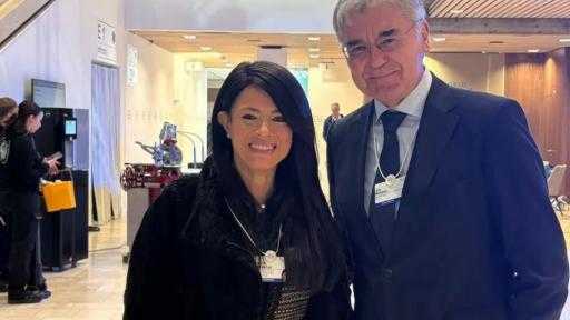 ”المشاط” تبحث مع ”سيمنز” مناخ الاستثمار في قطاع الطاقة المتجددة ”المشاط” تبحث مع ”سيمنز” مناخ الاستثمار في قطاع الطاقة المتجددة