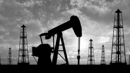 صناديق التحوط تراهن على صعود أسعار النفط وسط مخاطر الإمدادات العالمية
