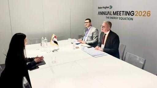 الأول في إفريقيا.. وزير البترول يبحث تنفيذ مشروع التقاط الكربون بمجمع ”موبكو”