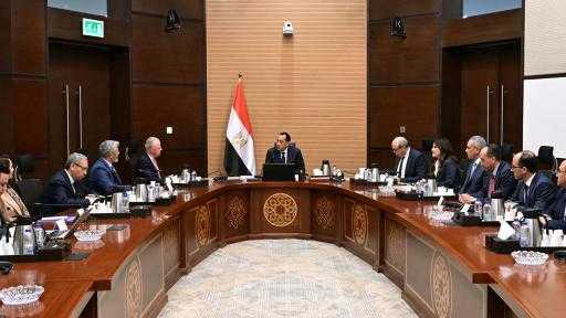 رئيس الوزراء: نرغب في إضافة المزيد من طائرات ”بوينج” إلى أسطول مصر للطيران