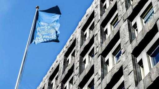 المركزي السويدي يثبت الفائدة عند 1.75% وسط مخاوف من ارتفاع التضخم