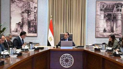 رئيس الوزراء يُتابع محاور مبادرة مشاركة القطاع الخاص في تنفيذ وحدات الإسكان... رئيس الوزراء يُتابع محاور مبادرة مشاركة القطاع الخاص في تنفيذ وحدات الإسكان الاجتماعي| التفاصيل