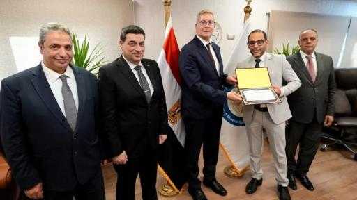 وزير البترول يُكرم مُطور مادة ”كاسر الاستحلاب” المستخدمة للحقن في آبار البترول