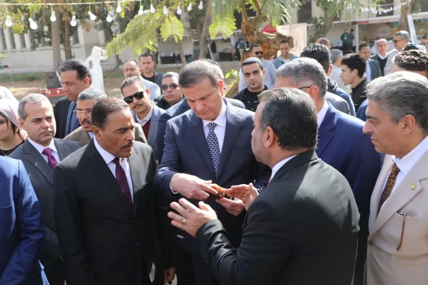 جولة الوزير