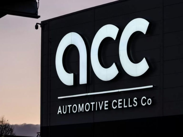 أوتوموتيف سيلز