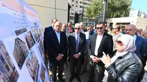 وزير الإسكان يتفقد مشروعات تطوير القاهرة الخديوية