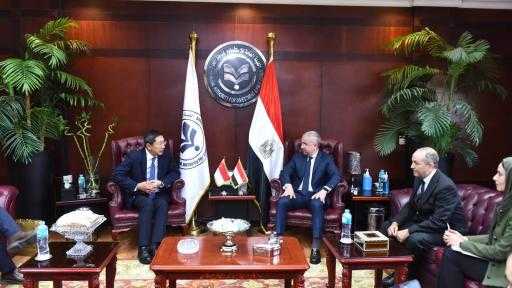 مصر وسنغافورة تبحثان تعزيز التعاون الاستثماري بالقطاعات ذات الأولوية