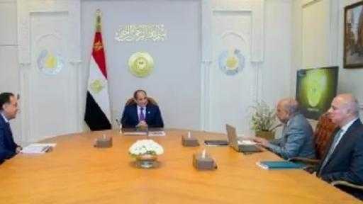 الرئيس السيسي يؤكد ضرورة استيعاب ارتفاع الأحمال والزيادة غير المسبوقة في استهلاك الكهرباء