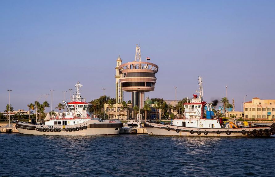 ميناء دمياط