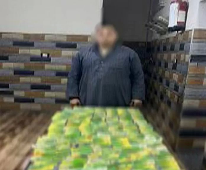 صاحب أحد المخبزين