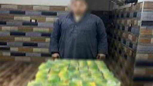 ضبط مالكي مخبزين بلديين لاستحواذهما على 730 بطاقة تموينية والاستيلاء على الدعم