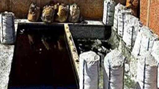 ”الداخلية” تضبط مصنعًا لإنتاج الأسمدة والمخصبات الزراعية المغشوشة ”الداخلية” تضبط مصنعًا لإنتاج الأسمدة والمخصبات الزراعية المغشوشة