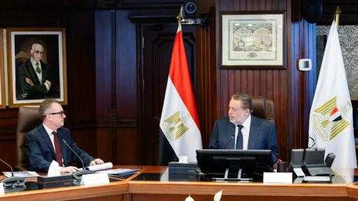 محافظ البنك المركزي ووزير التخطيط يُناقشان تعزيز التعاون بما يدعم استقرار الاقتصاد الكلي