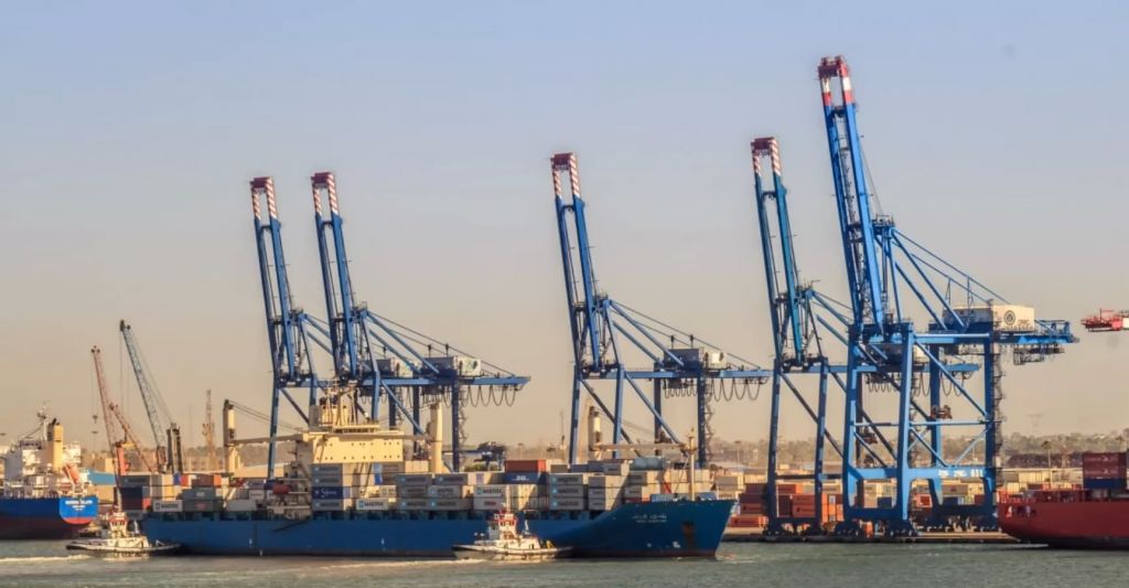 ميناء دمياط