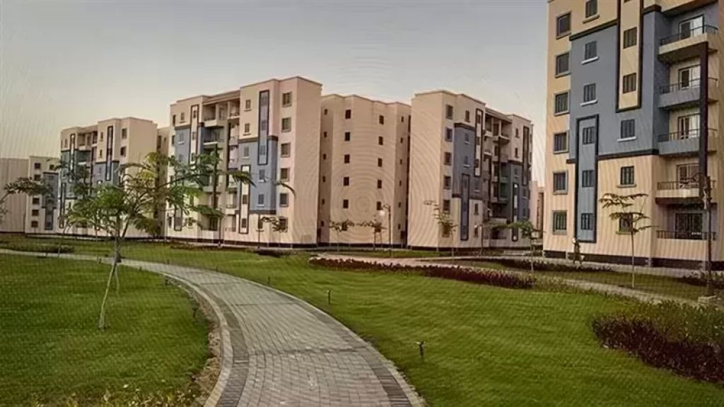 شقق الإسكان