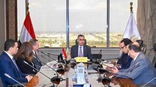 منها مد ساعات العمل.. وزير التموين يُصدر عدة توجيهات بشأن صرف المنحة الإضافية للمواطنين| التفاصيل