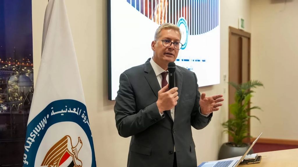 وزير البترول