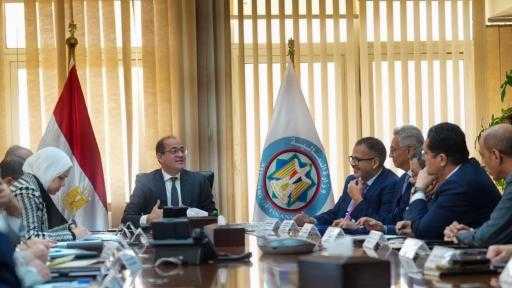 وزير المالية: نعمل مع هيئة الرقابة المالية على وضع مزايا ضريبية لتشجيع قيد وتداول الشركات في البورصة