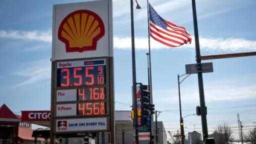 أسعار البنزين في أمريكا تقفز 17% منذ بدء الحرب مع إيران