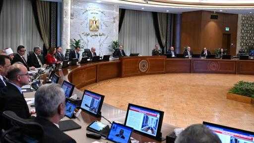 رئيس الوزراء: اتخاذ الإجراءات التنفيذية لتحويل مخالفات الاحتكار والتلاعب في الأسعار للنيابة العسكرية