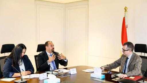 وزير التخطيط يناقش مع ”OECD” تعزيز التعاون في إطار برنامج دعم الحوكمة العامة والاقتصادية في مصر”