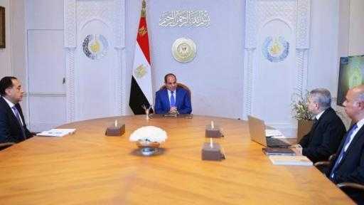 الرئيس السيسي يستعرض مشروع تطوير ترسانة البحر الأحمر ومصنع اليخوت السياحية