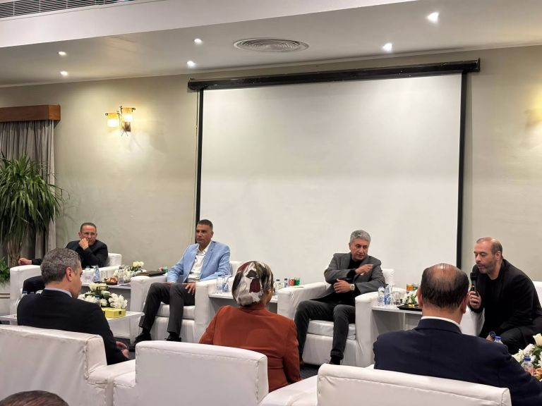 جانب من اللقاء