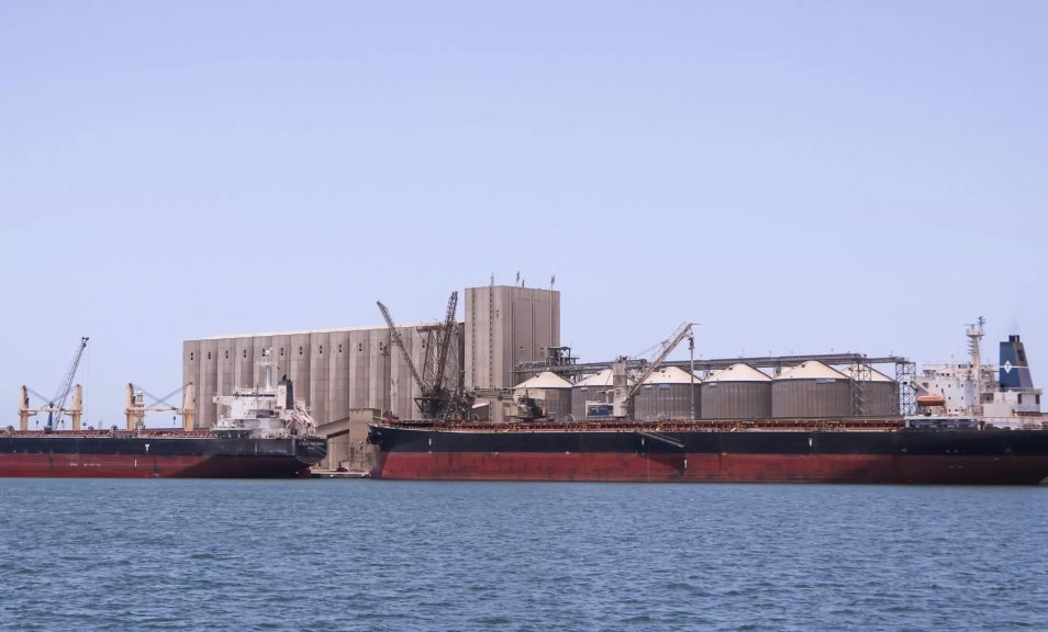 ميناء دمياط