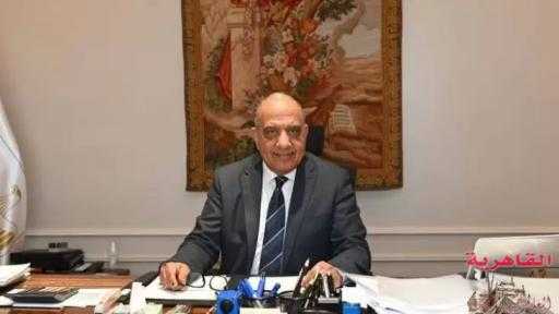 وزير الكهرباء والطاقة يهنئ جميع العاملين بعيد الفطر المبارك