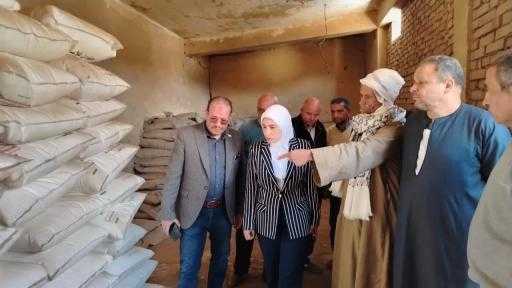 ”الزراعة” تُتابع صرف الأسمدة وصوامع تخزين القمح ببني سويف| صور