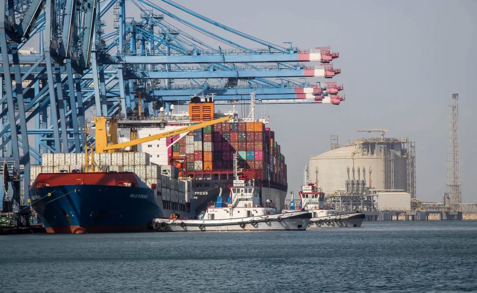 ميناء دمياط