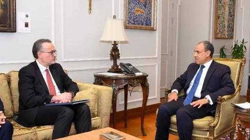 وزير الخارجية: بنك الاستثمار الأوروبي البنك أحد أبرز شركاء التمويل الداعمين للقطاعين العام والخاص في مصر