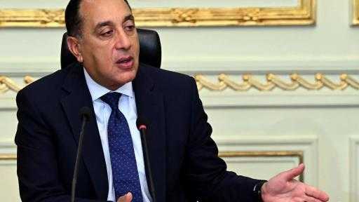 رئيس الوزراء: تخفيض مخصصات الوقود للسيارات الحكومية 30%.. وتقليل إنارة الشوارع إلى الثلث