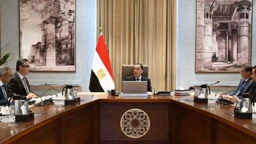 وزير الزراعة: تفعيل منظومة ”الزراعة التعاقدية” لضمان توريد المحاصيل الزيتية والسكرية بأسعار مجزية للمزارعين