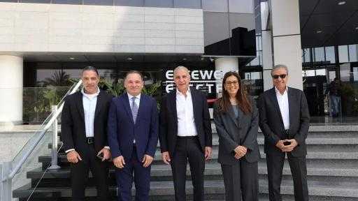 السويدي اليكتريك تتعاون مع IBM لتسريع التحول إلى الذكاء الاصطناعي