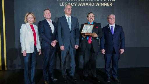 وزير البترول يُوزع جوائز مؤتمر ومعرض مصر الدولي للطاقة| صور