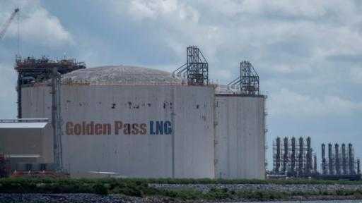 مشروع لقطر للطاقة وإكسون في تكساس يستعد لبدء تصدير الغاز الطبيعي المسال