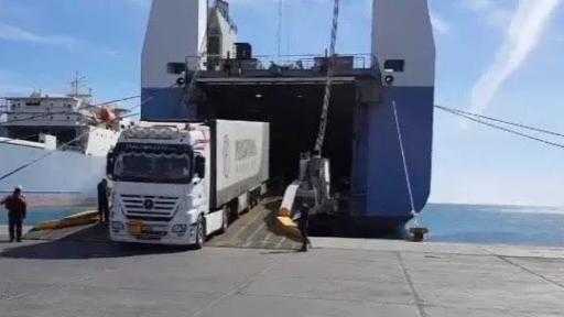 تداول 26 ألف طن بضائع و1265 شاحنة بمواني البحر الأحمر