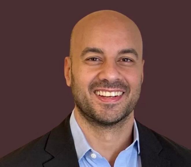 الدكتور شريف نور رئيس لشركة أسترازينيكا مصر