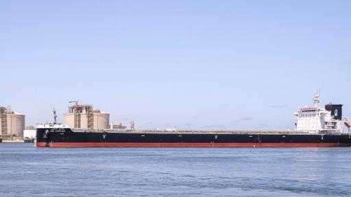 ميناء دمياط يستقبل 63 ألف طن من القمح الروسي لصالح القطاع العام ميناء دمياط يستقبل 63 ألف طن من القمح الروسي لصالح القطاع العام