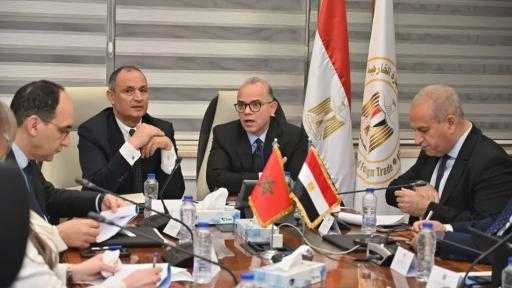 مصر والمغرب تُناقشان تقليل القيود التي تعوق انسياب حركة التجارة